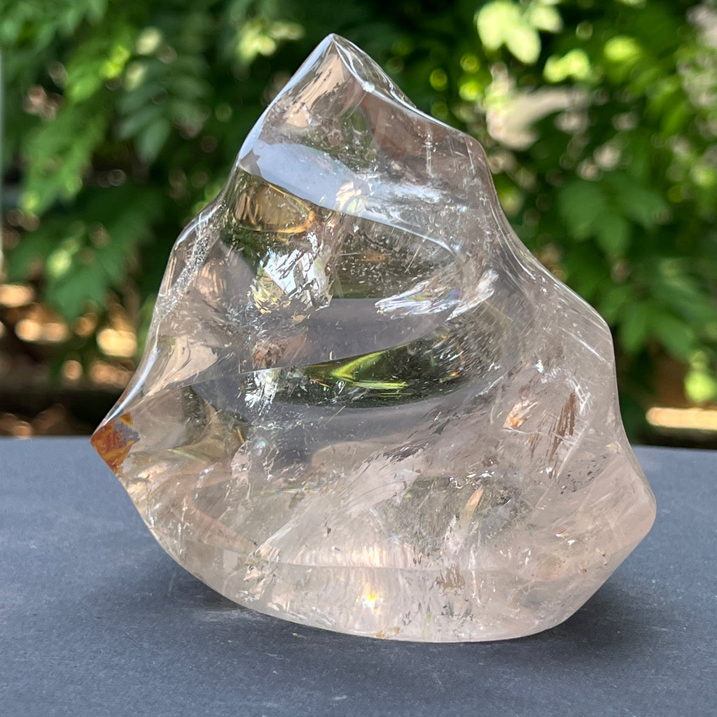 Sculptura din cuart de stanca/cristal incolor forma flacara m1, pietre semipretioase - druzy.ro 13 