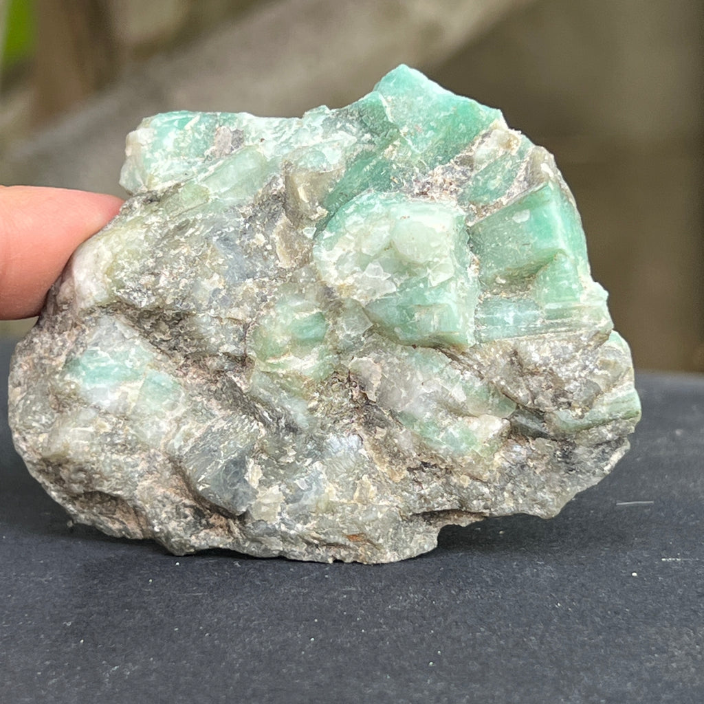 Smarald in matrice Columbia m18, pietre semipretioase - druzy.ro 2 
