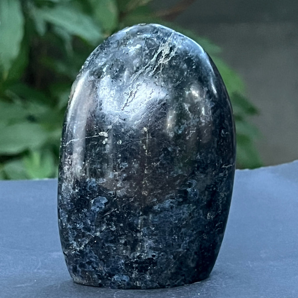 Sculptura structura Iolit (safir de apa) din Madagascar model 4, pietre semipretioase - druzy.ro 2 