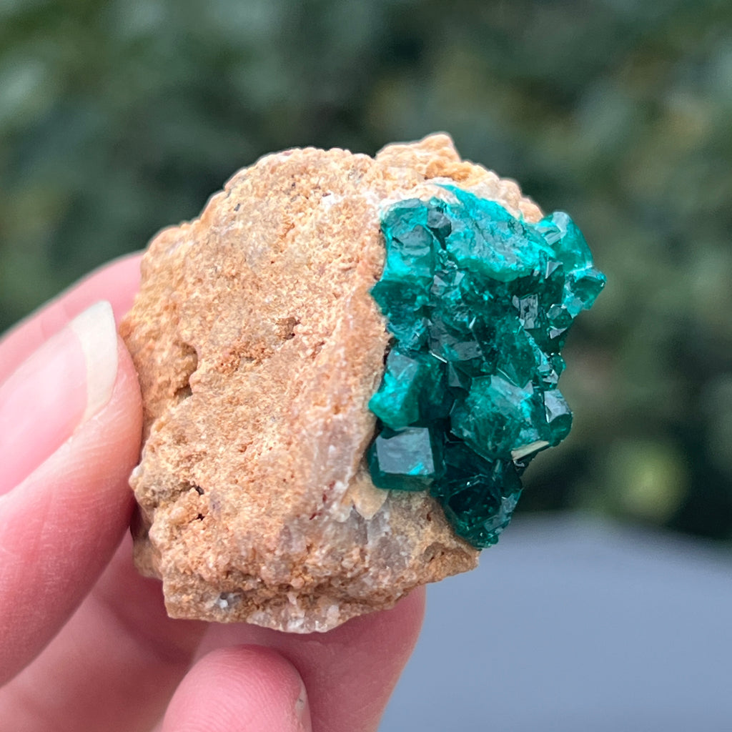 Dioptaz cluster din Congo model 21, pietre semipretioase - druzy.ro 3 