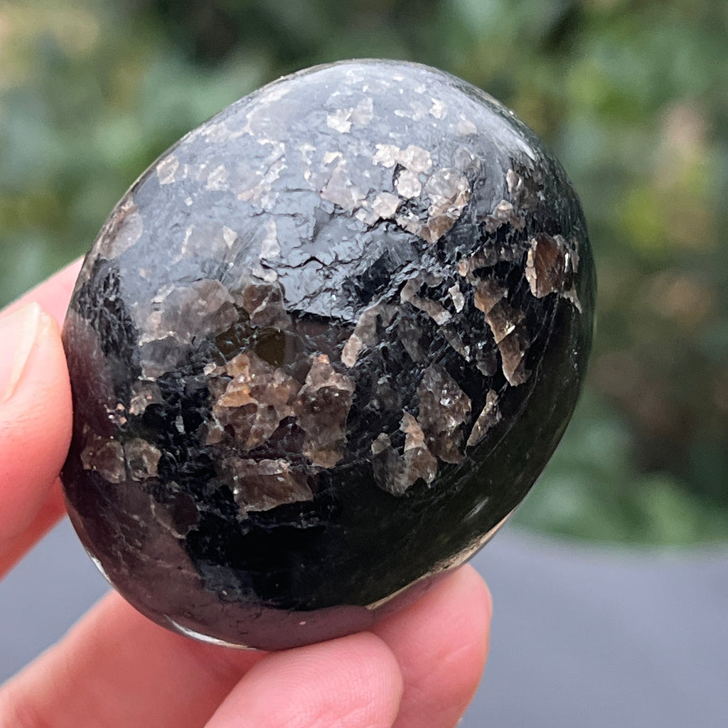 Turmalina neagra palmstone m3, pietre semipretioase - druzy.ro 7 