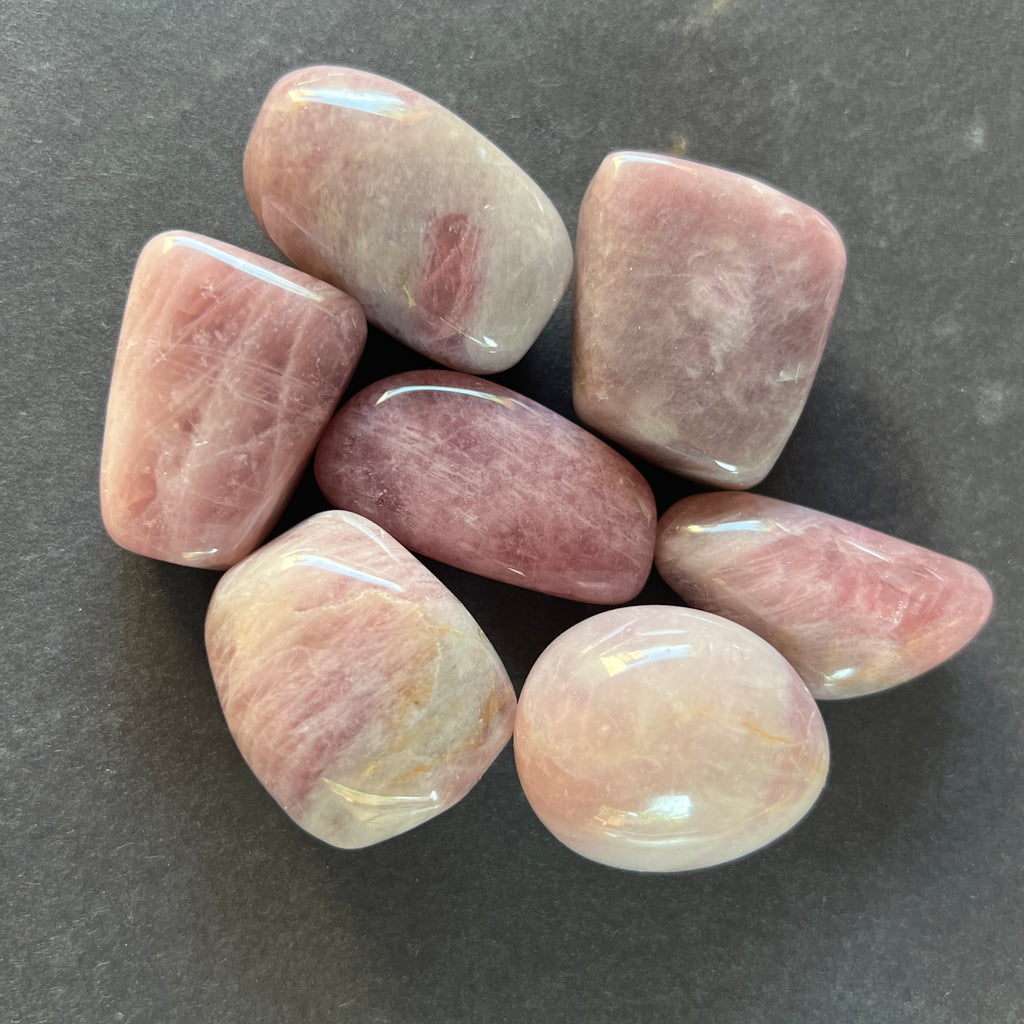 Cuart lavanda din Madagascar forma libera 3-4 cm, pietre semipretioase - druzy.ro 2 