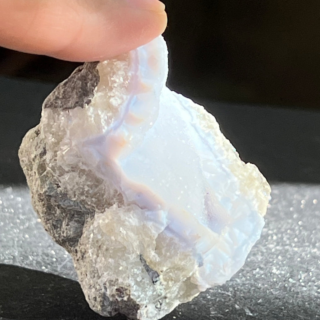 Calcedonie albastra /blue lace/ agat albastru piatra bruta model Af10, druzy.ro, cristale 3