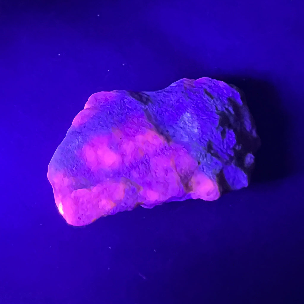 Hackmanit mov Uv reactive piatra bruta m8, pietre semipretioase - druzy.ro 2 