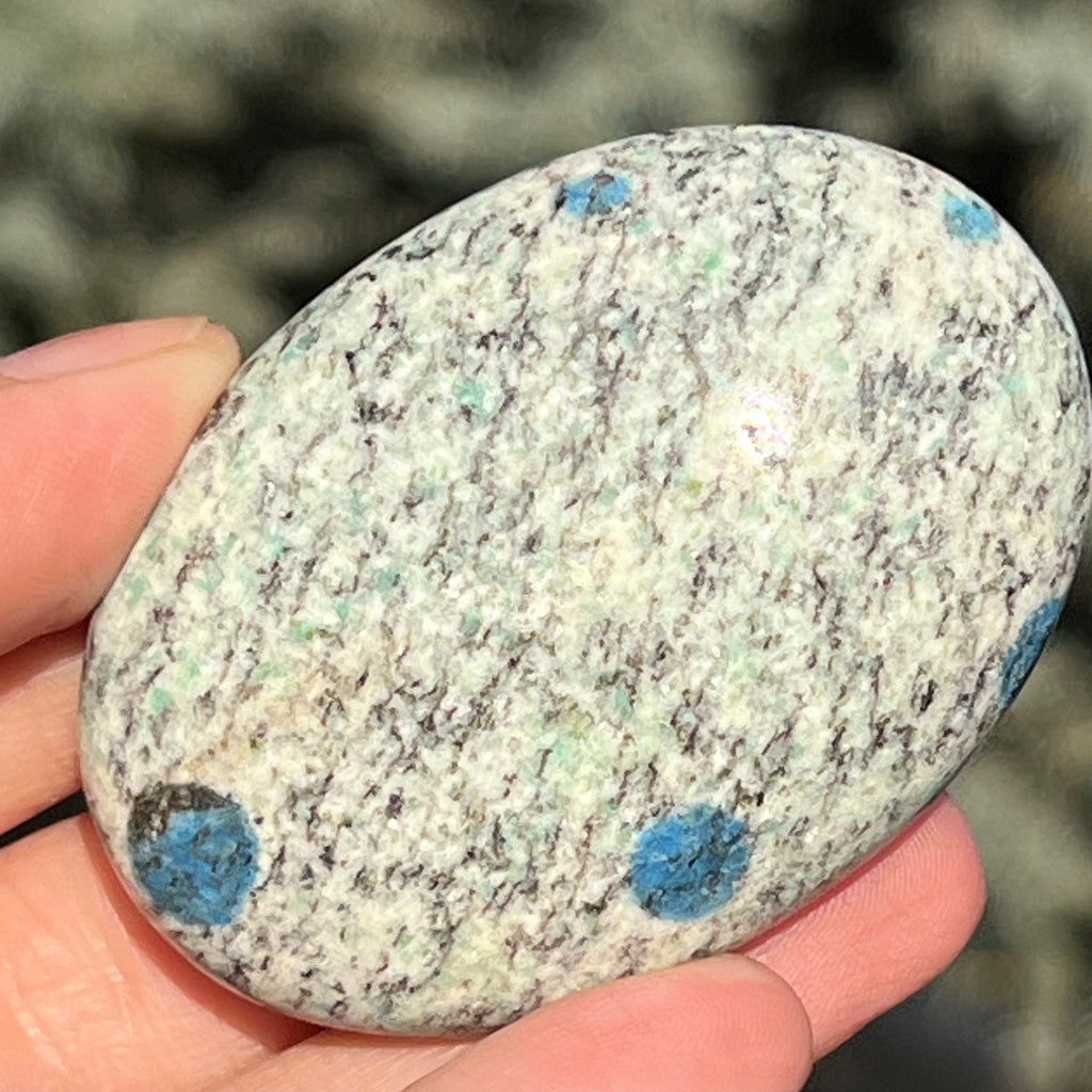 Palmstone K2 Granit cu azurit model 2, druzy.ro, cristale 2