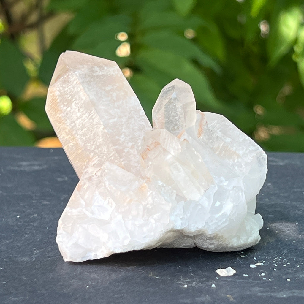 Floare de mina, cluster cuart ICY | Model 3, pietre semipretioase - druzy.ro 1 