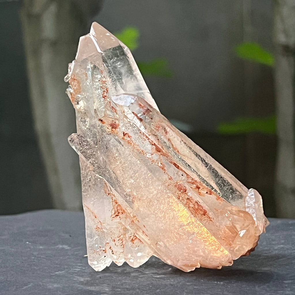Cristal de cuarț cu incluziuni de goethit brun-portocaliu | Model 8, pietre semipretioase - druzy.ro 1 