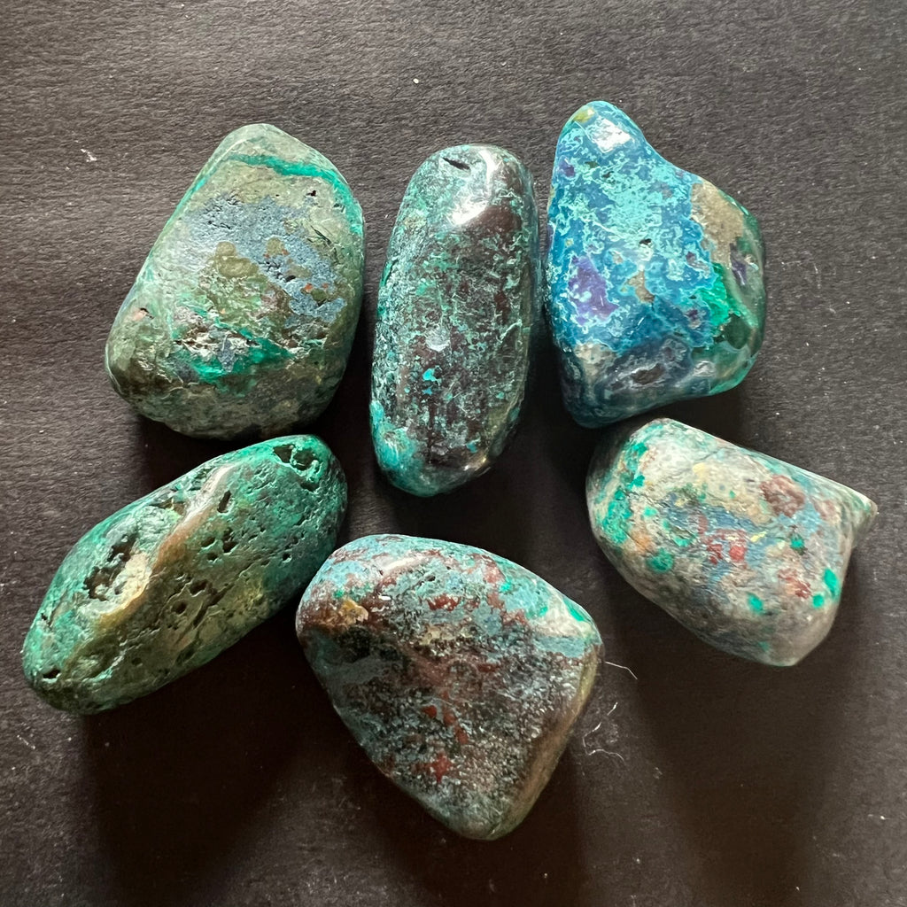 Dioptaz piatra rulata mini Congo, druzy.ro, cristale 3