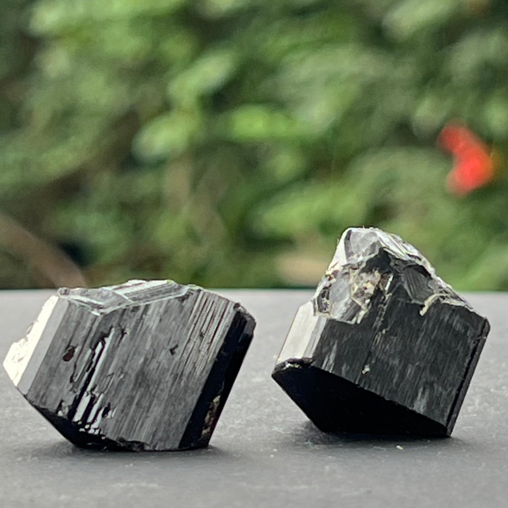 Turmalina neagra bruta 2-4 cm, druzy.ro, cristale 4