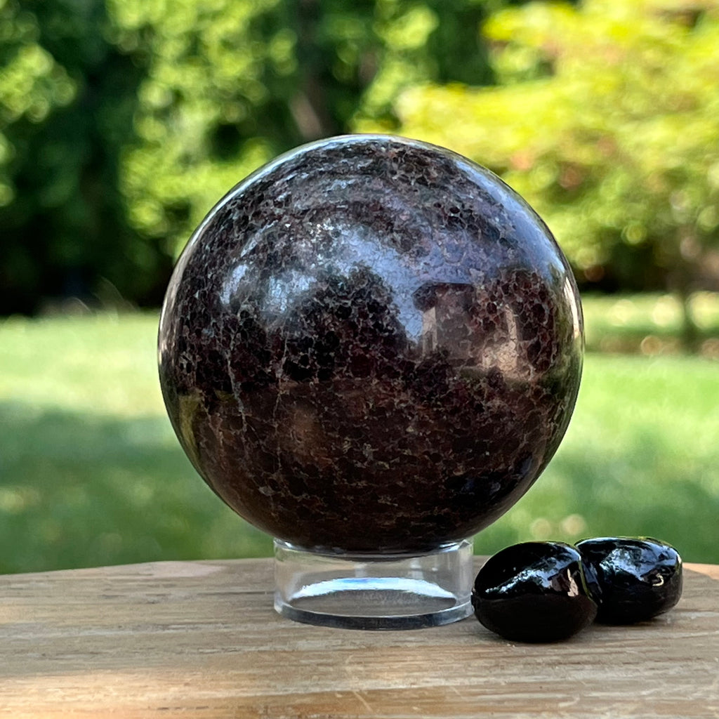 Granat rosu sfera m1, druzy.ro, cristale 4