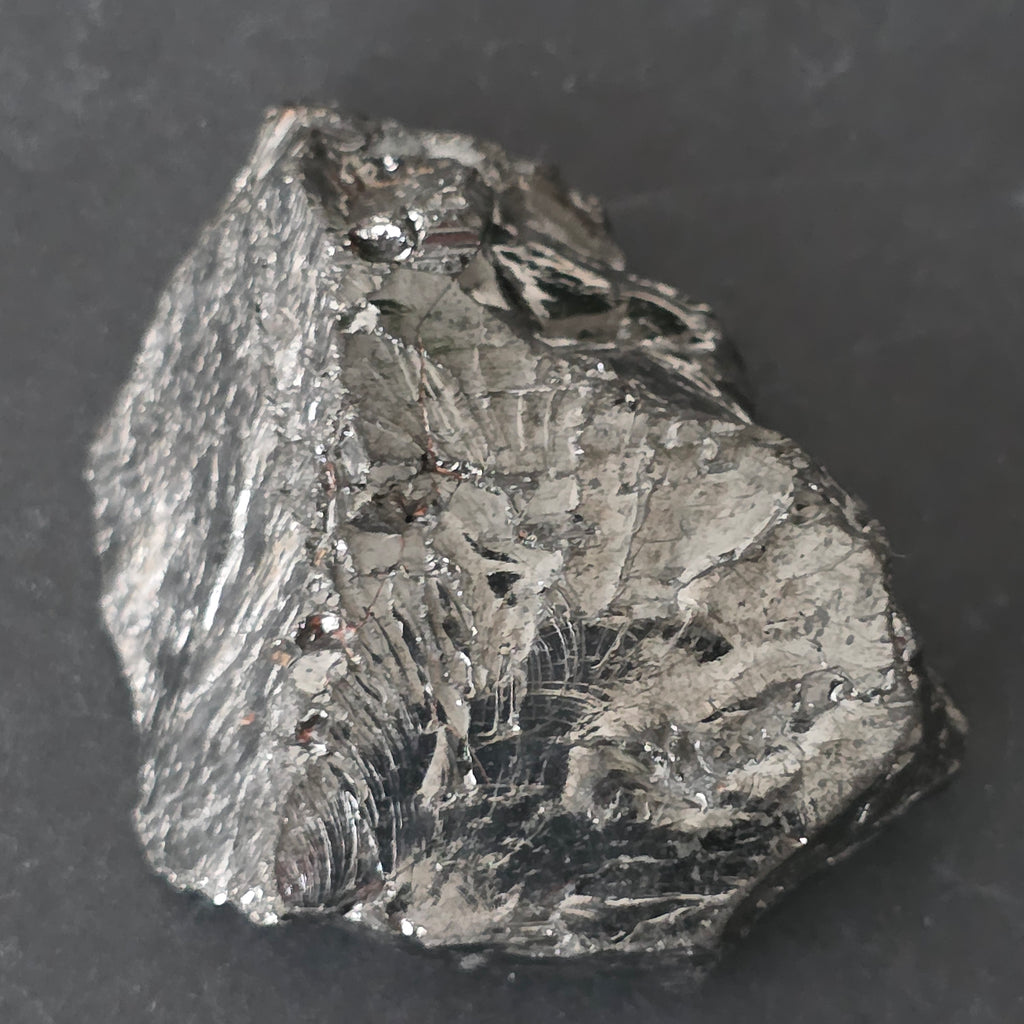 Shungit cristalizat Elite (Nobil) model 15, pietre semipretioase - druzy.ro 3 