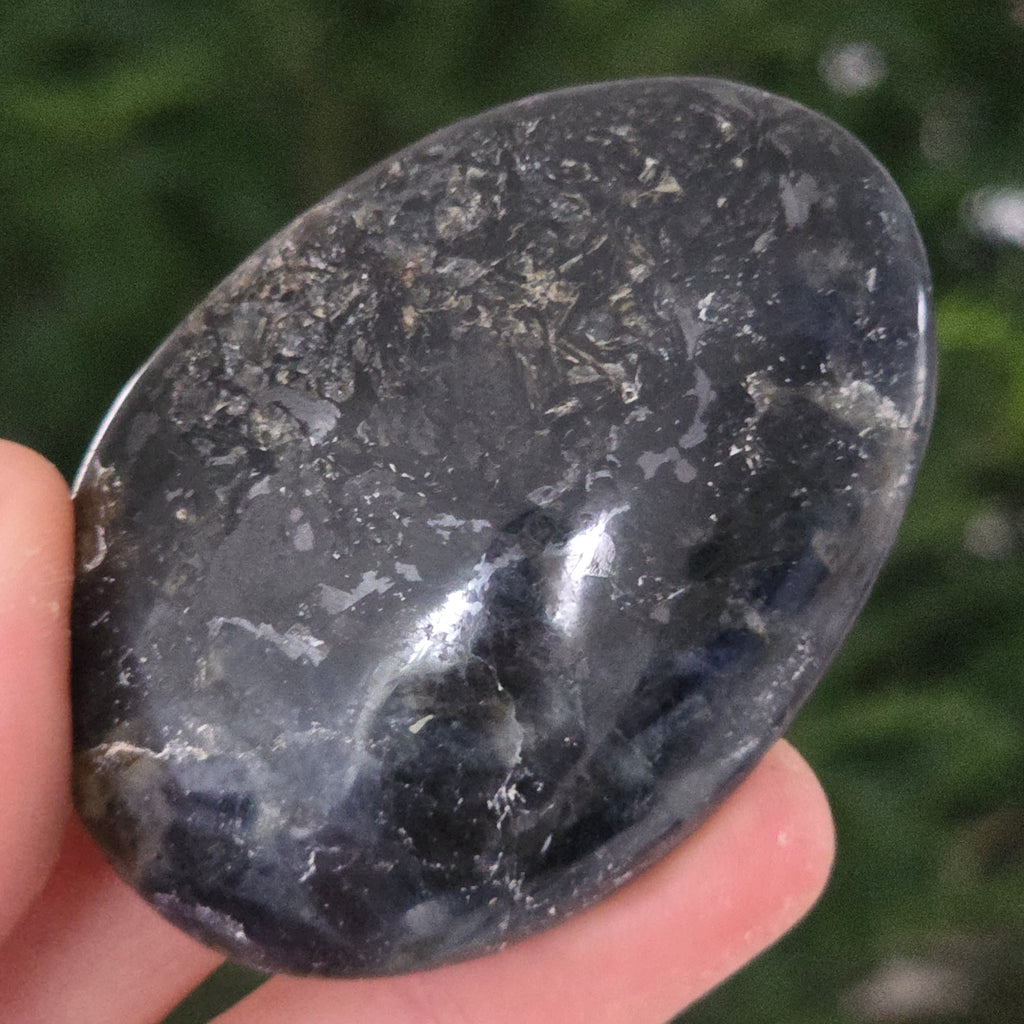 Palmstone Iolit (safir de apa) din Madagascar model 14, pietre semipretioase - druzy.ro 2 