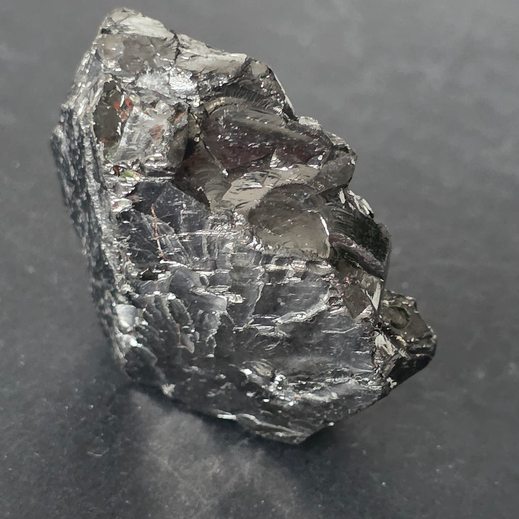 Shungit cristalizat Elite (Nobil) model 15, pietre semipretioase - druzy.ro 2 
