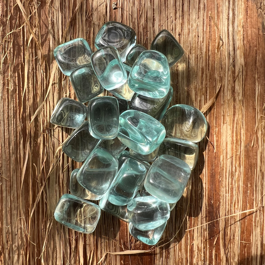 Obsidian albastru piatra rulata mini, druzy.ro, cristale 1