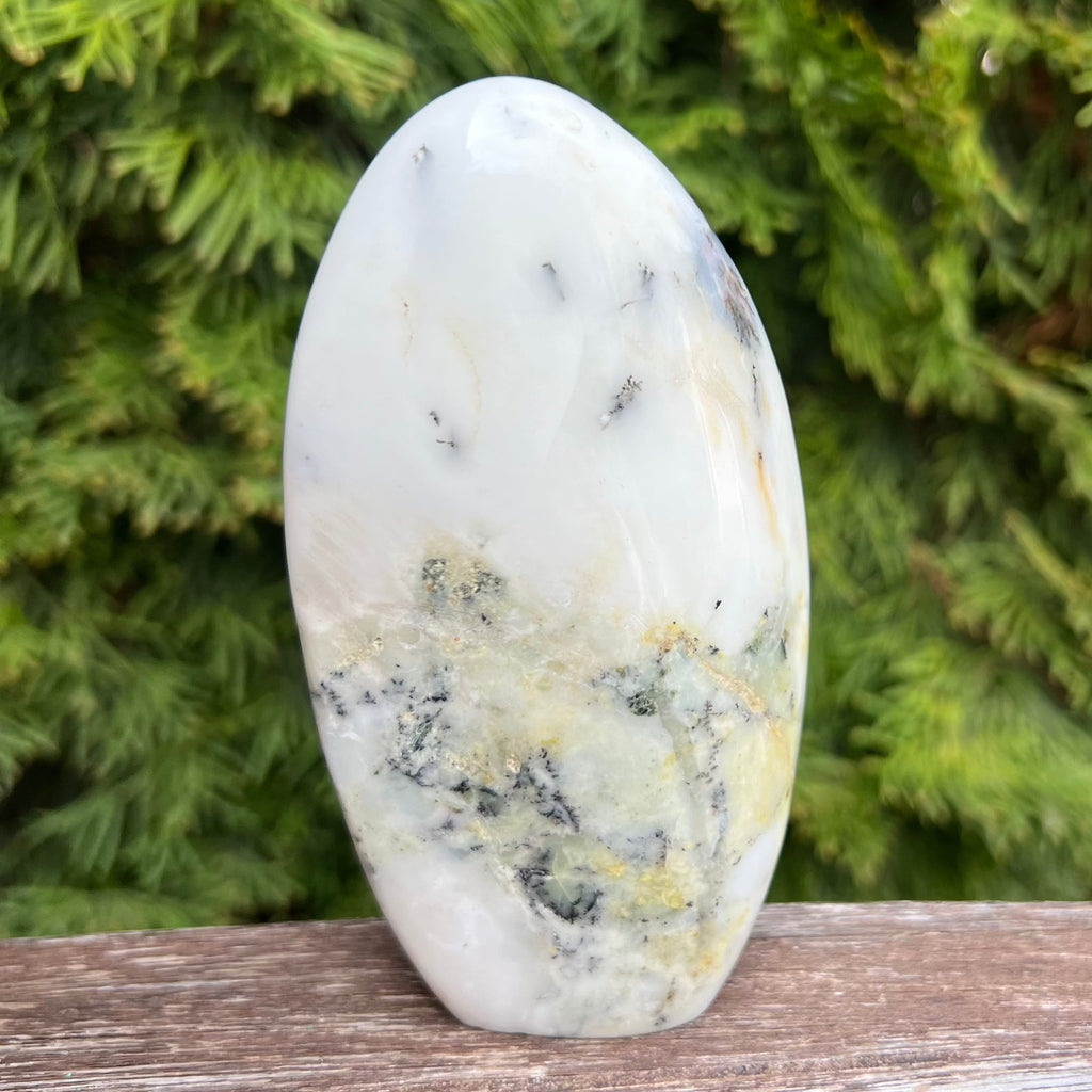 Opal alb structura forma libera m3, druzy.ro, cristale 1